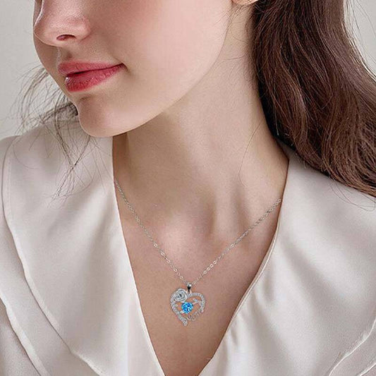 ✨Елегантно колие с висулка във формата на сърце с роза