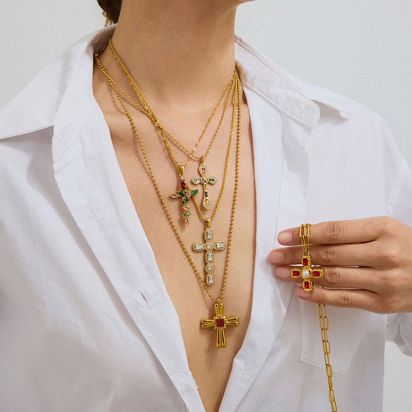 ✝️Колие с висулка с разпятието на Исус