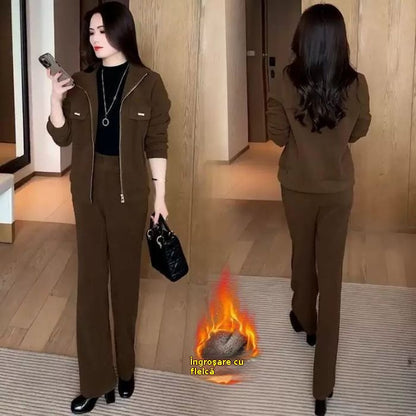 💖🔥【M-4XL】Дамски костюми от дебел кадифе (сако + панталон)