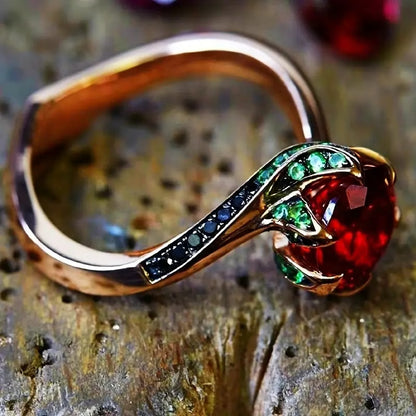 🎁💖💎Нов и елегантен пръстен с кубичен цирконий и гранат във формата на роза