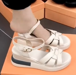 【Размери 35-40】👡2026 Нови сандали на танкетка