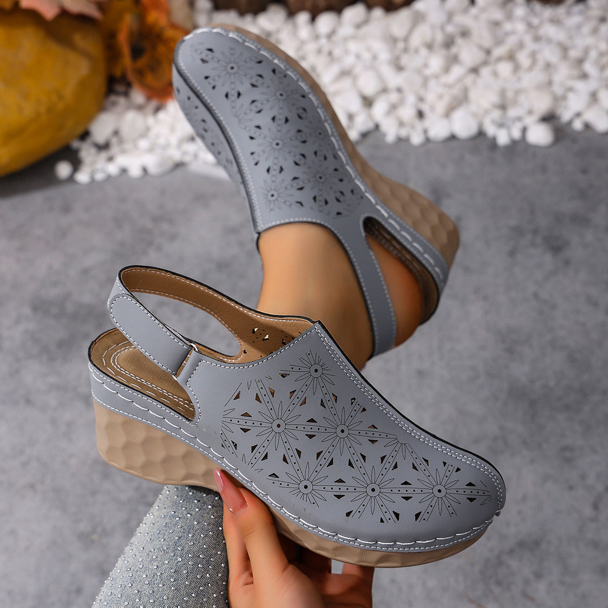 👡👡【36-43】Нови стилни, ажурни, удобни сандали с клиновиден ток