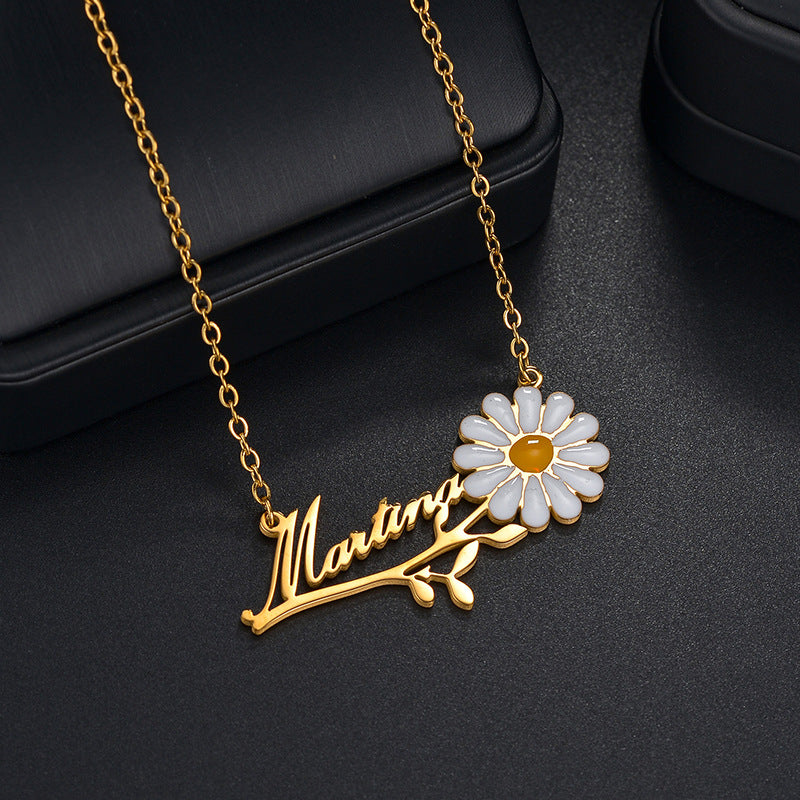 😍🌺Колие с име от бяло цвете